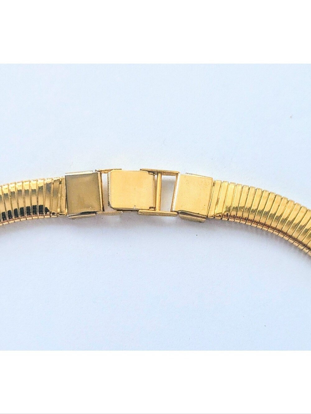 Classic Vintage Graduated Omega Necklace Wide Chunky Choker Gold Tone 16" - Picture 4 of 7